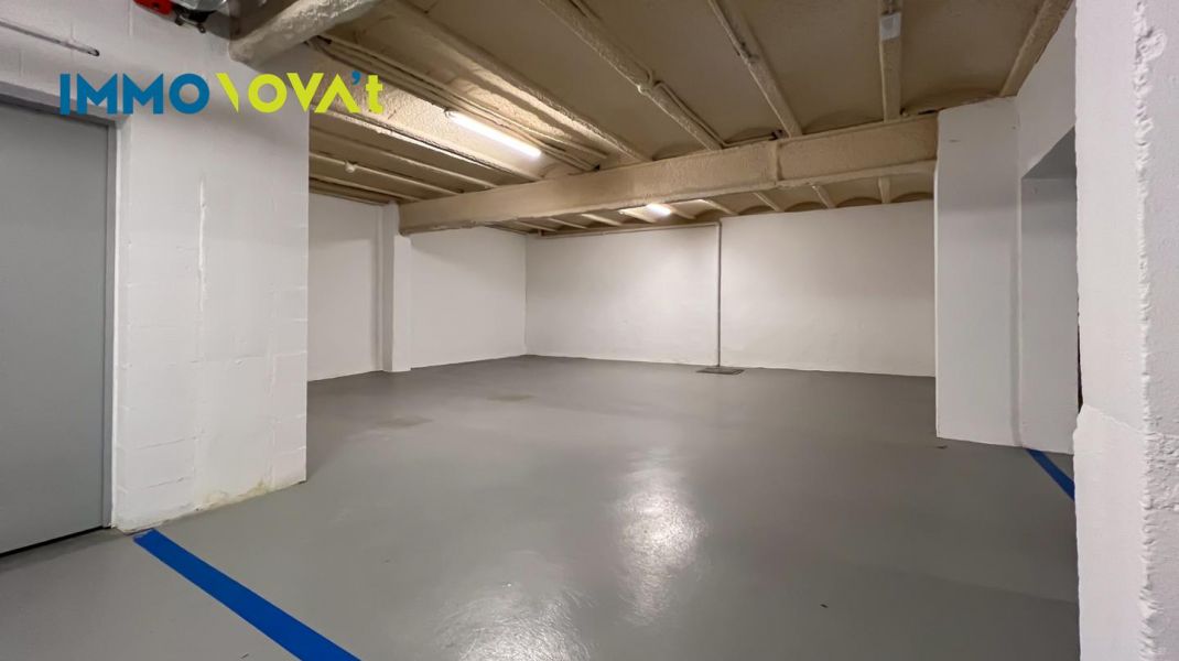 PÀRQUING DE 63M2 AL CENTRE DE GIRONA