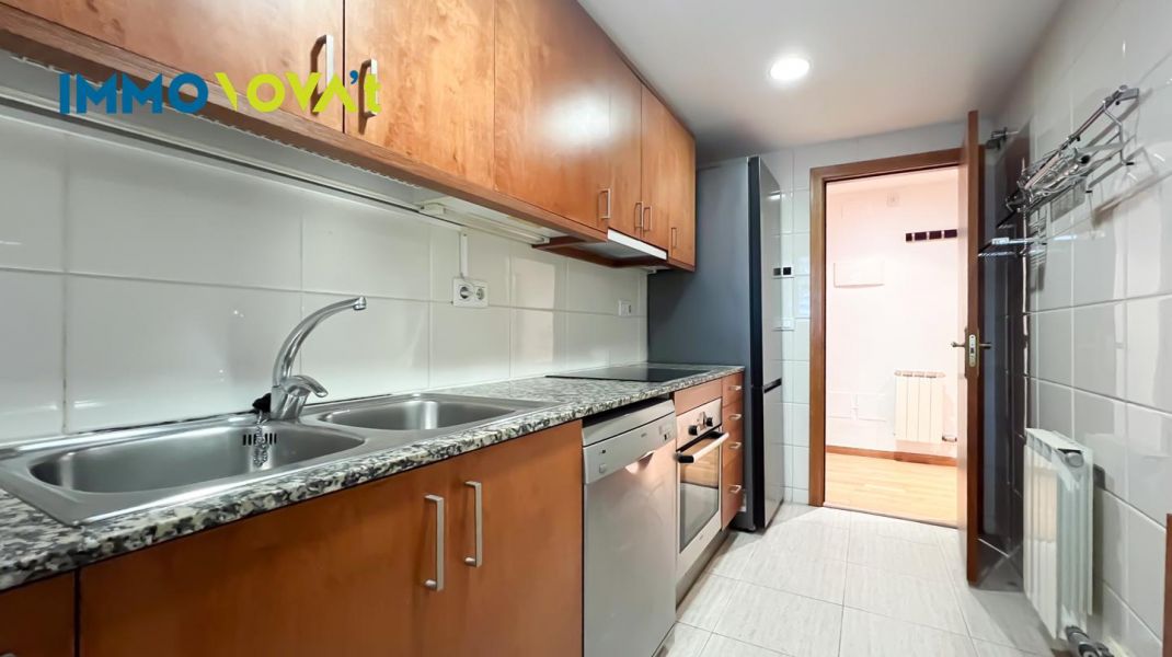 APARTMENT IN PERICOT AREA
