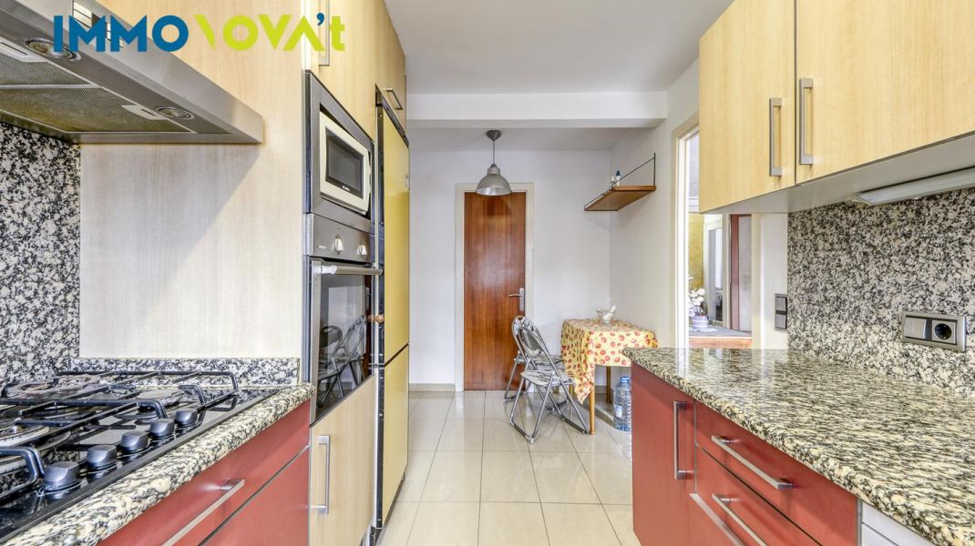 OPPORTUNITY! SPACIOUS APARTMENT IN SANTA. EUGENIA