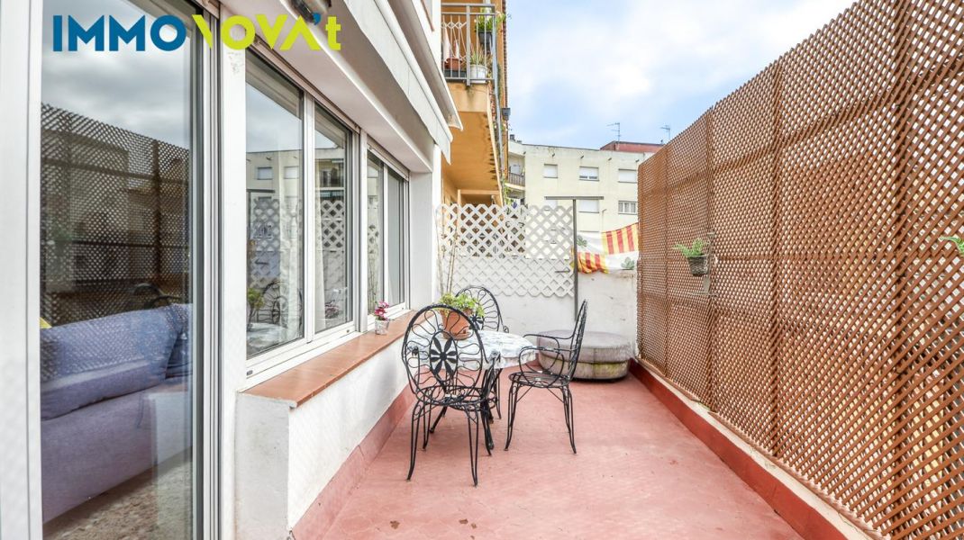 OPPORTUNITY! SPACIOUS APARTMENT IN SANTA. EUGENIA