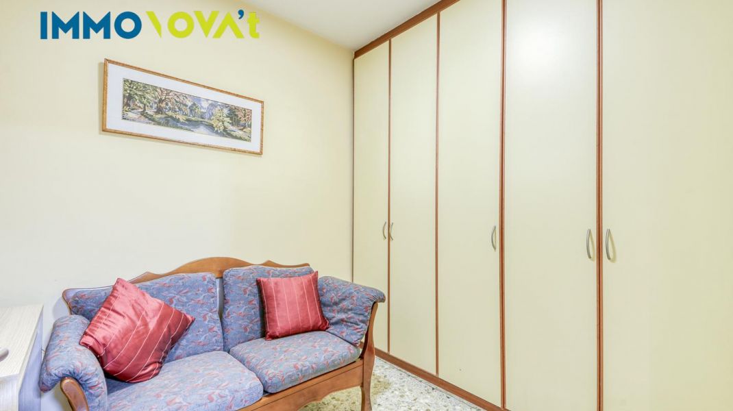 OPPORTUNITY! SPACIOUS APARTMENT IN SANTA. EUGENIA