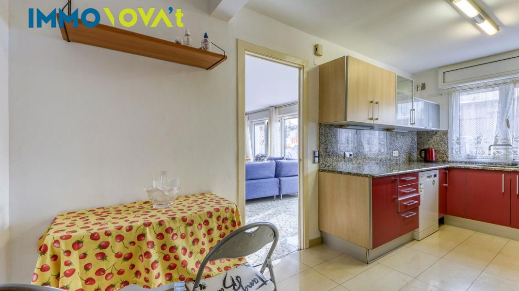 OPPORTUNITY! SPACIOUS APARTMENT IN SANTA. EUGENIA