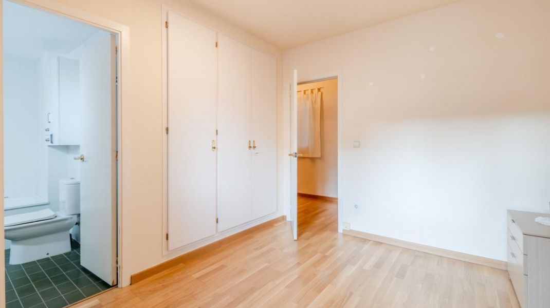 APARTMENT IN THE CENTER OF GIRONA