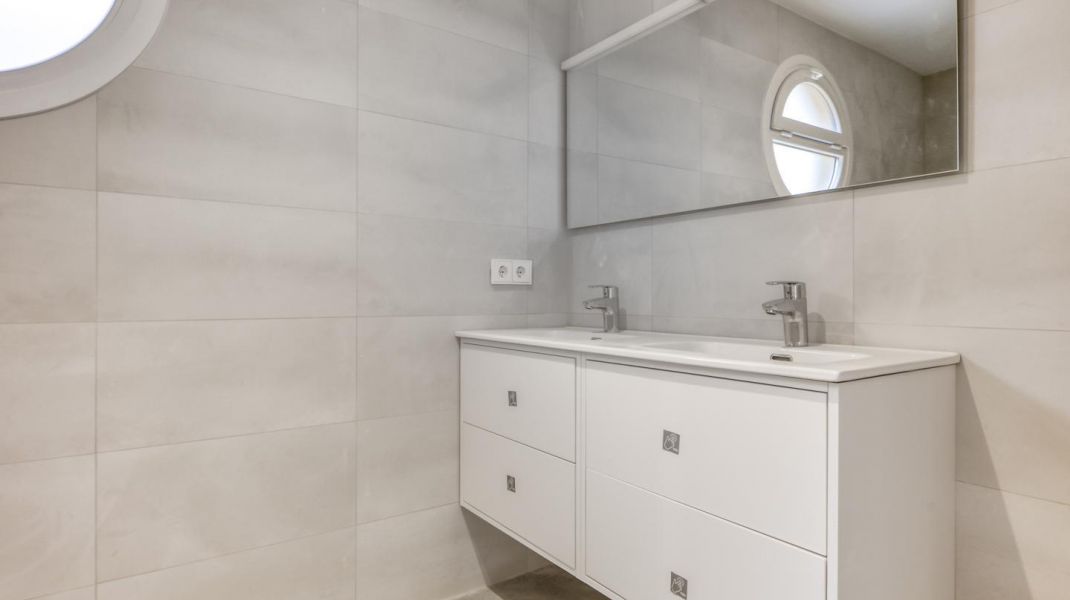 NEW CORNER HOUSE IN MATA (PORQUERES)