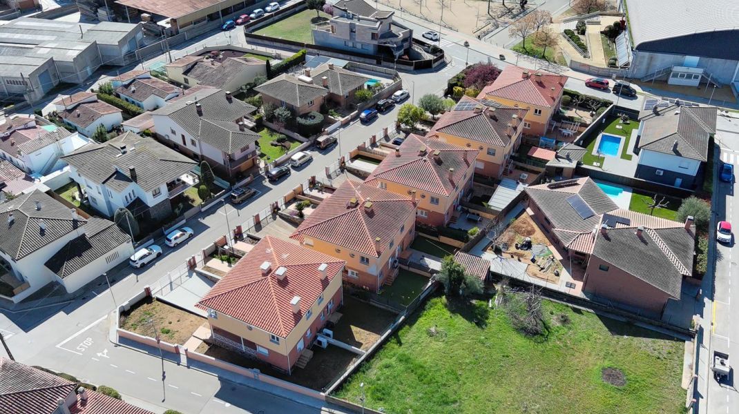 NEW CORNER HOUSE IN MATA (PORQUERES)