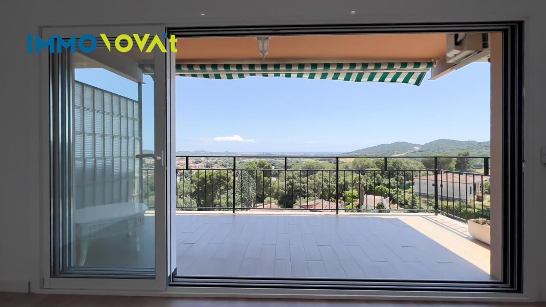 Apartament reformat amb vistes al mar