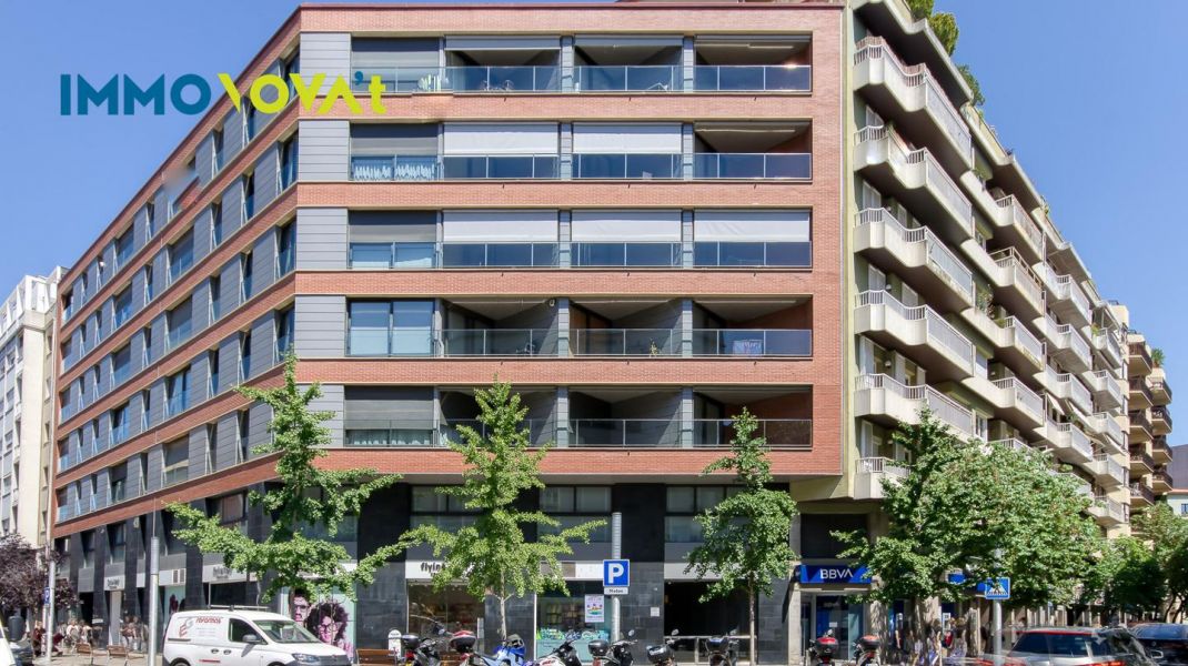 Living in Girona with Calm and Elegance