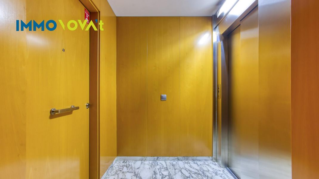 Living in Girona with Calm and Elegance