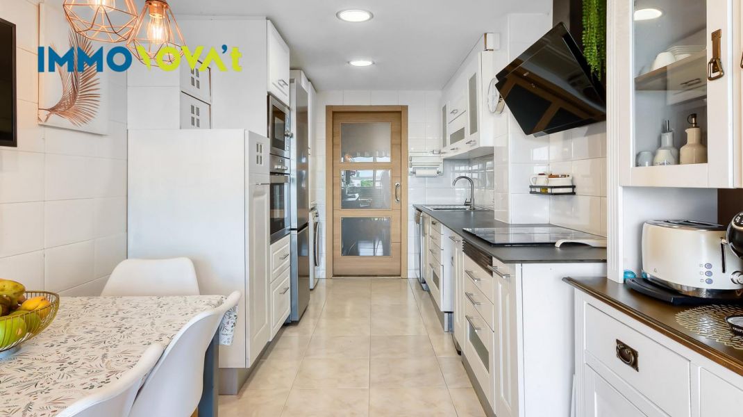 REFURBISHED FLAT IN FIGUERES