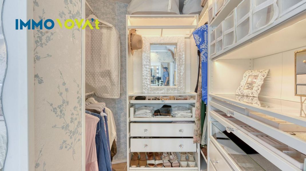 REFURBISHED FLAT IN FIGUERES