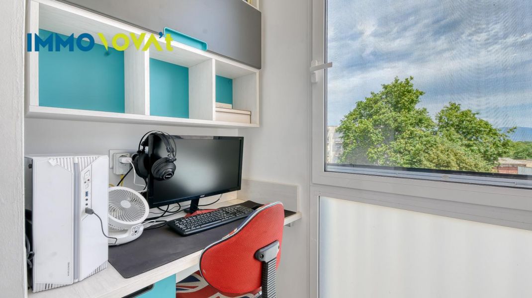 REFURBISHED FLAT IN FIGUERES