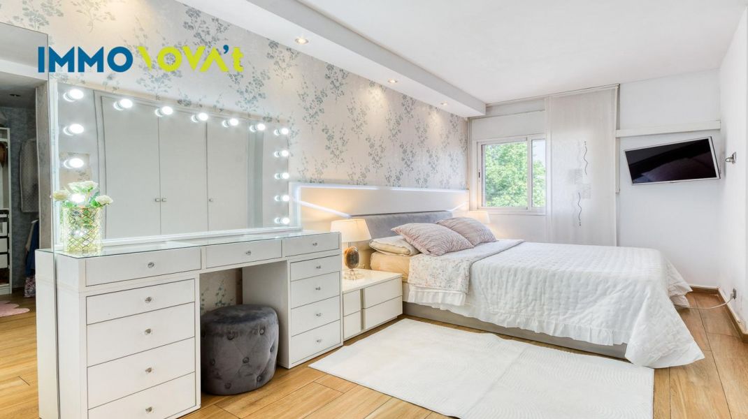 REFURBISHED FLAT IN FIGUERES