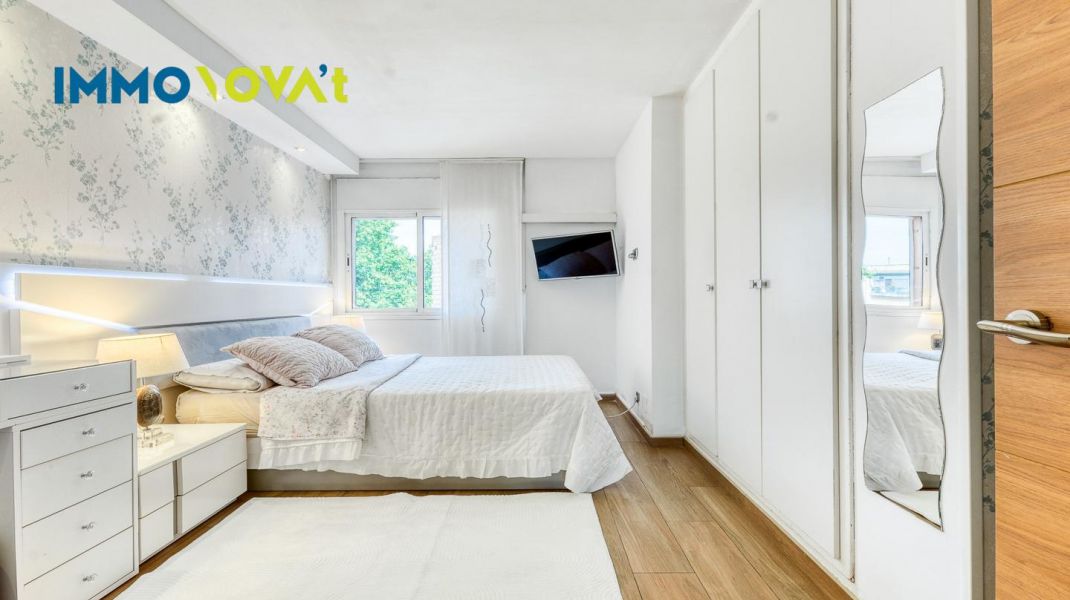 REFURBISHED FLAT IN FIGUERES