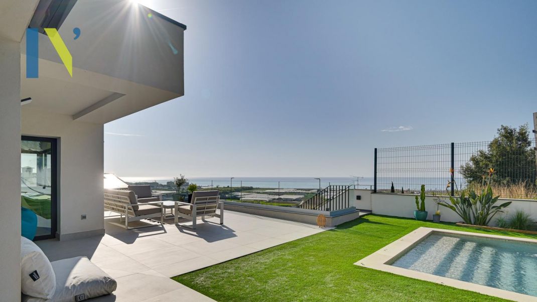Exclusivo mirador privado al Mediterráneo