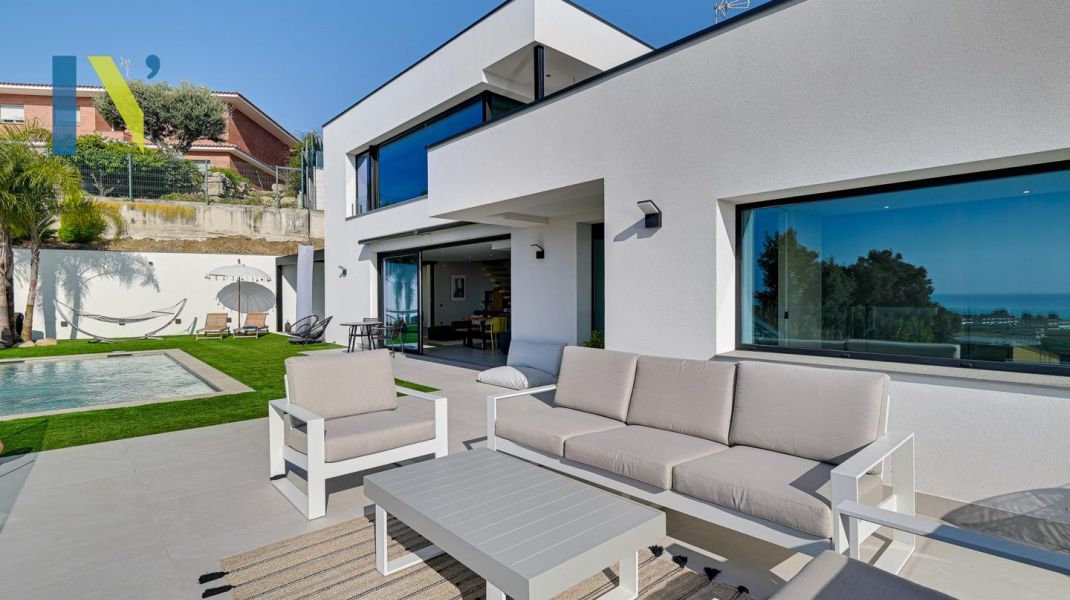 Exclusivo mirador privado al Mediterráneo