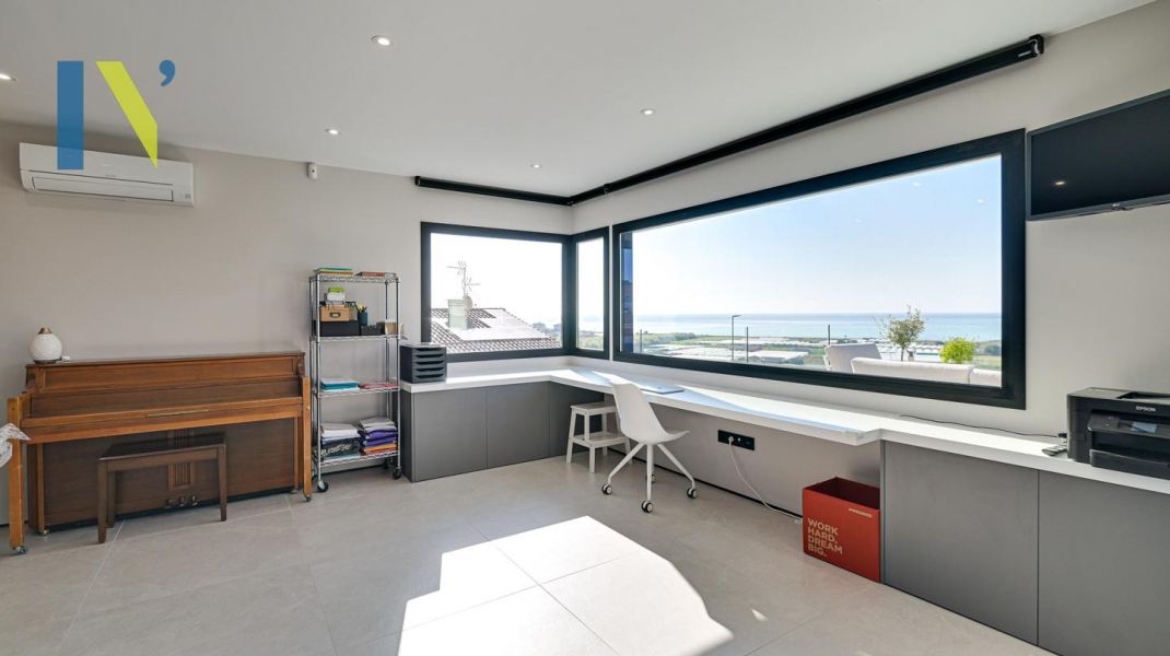 Exclusivo mirador privado al Mediterráneo