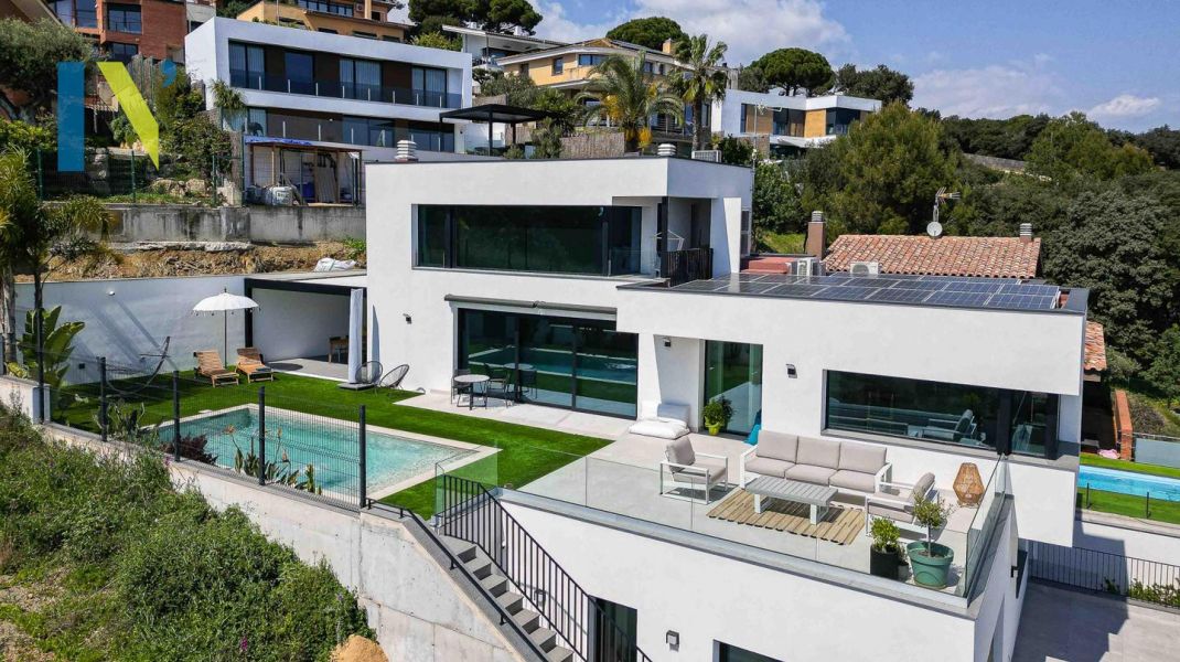 Exclusivo mirador privado al Mediterráneo