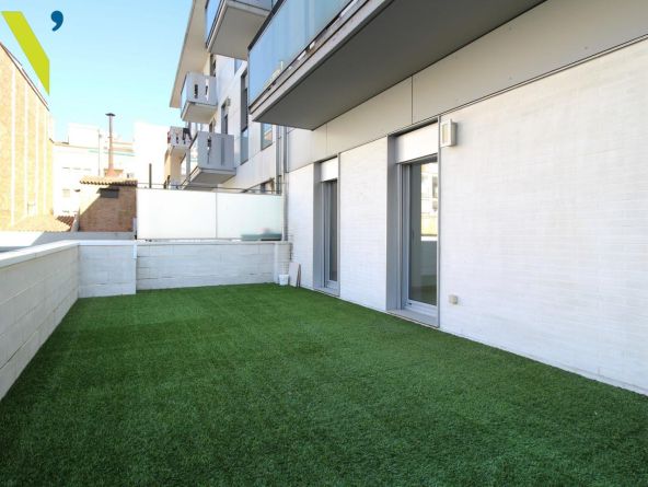 Pis de lloguer de 2 habitacions i terrassa al centre de Girona
