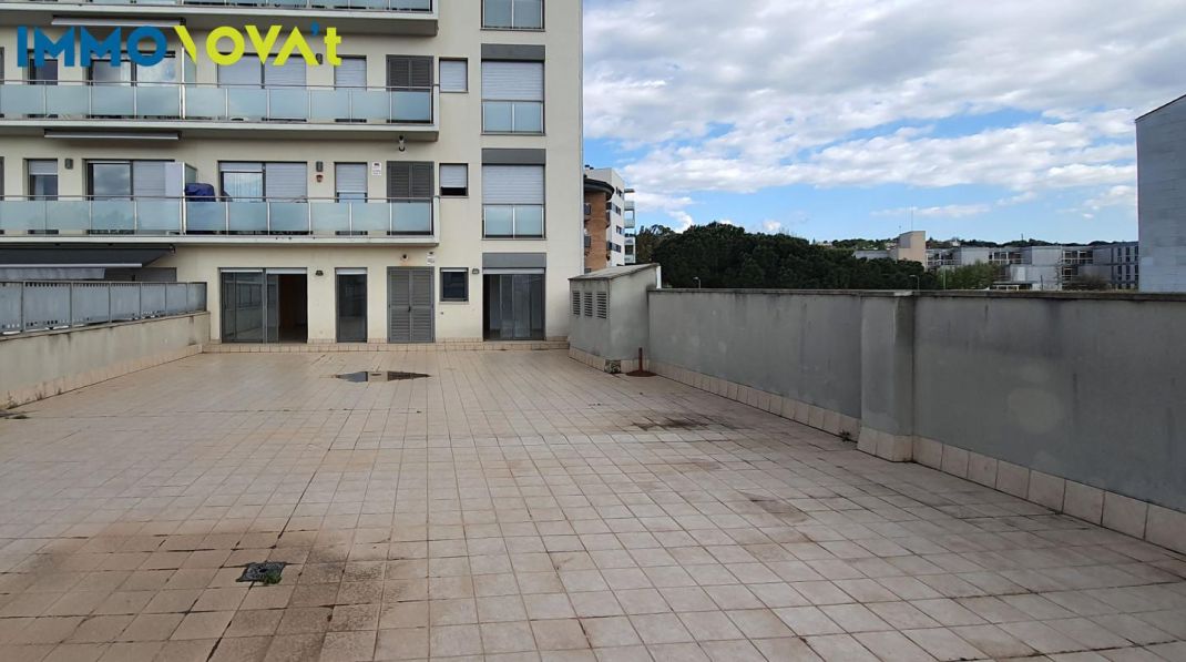 3 BEDROOM APARTMENT AND 175M2 TERRACE