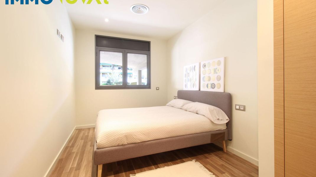 SPACIOUS 2 BEDROOM APARTMENT + STUDIO IN MONTJUÏC