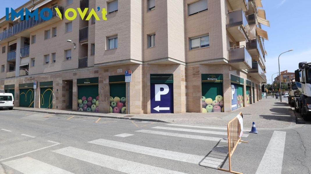 ÀMPLIA PLAÇA D'APARCAMENT BON PREU MIGDIA