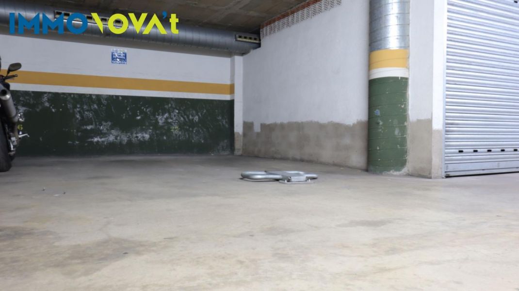 Pàrquing en venda a prop del Parc Migdia