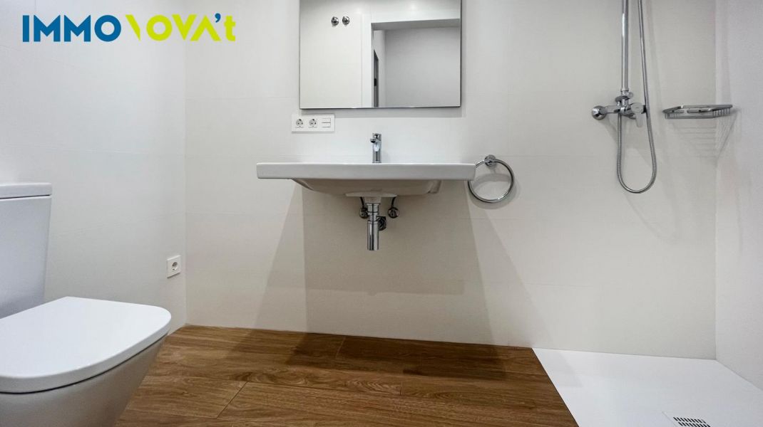 Dúplex en venta en Travessia de la Creu (Girona)
