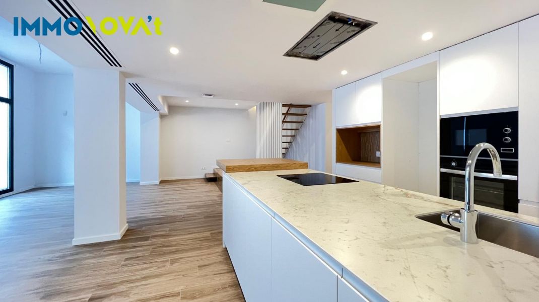 Dúplex en venta en Travessia de la Creu (Girona)