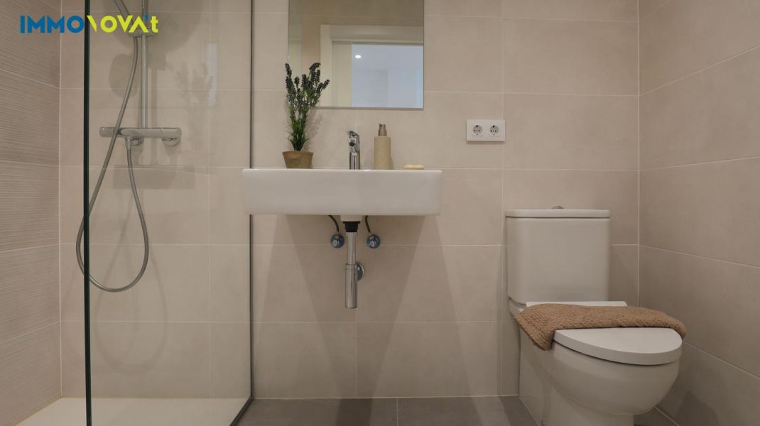 Duplex for sale in Montjuïc - Girona