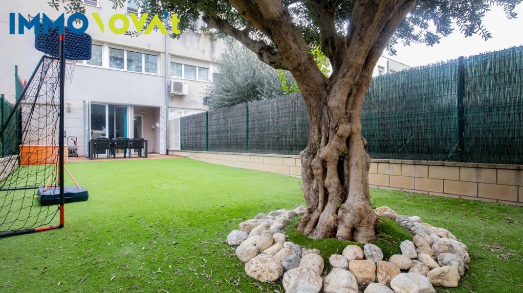 Amplia casa de 190 m2 con jardín en Sta. Caterina de Salt