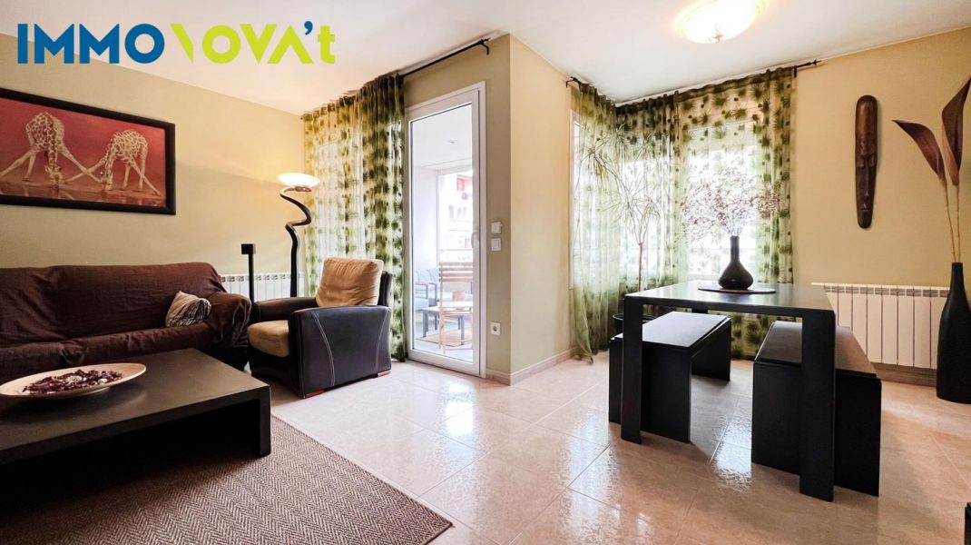 Amplia casa de 190 m2 con jardín en Sta. Caterina de Salt
