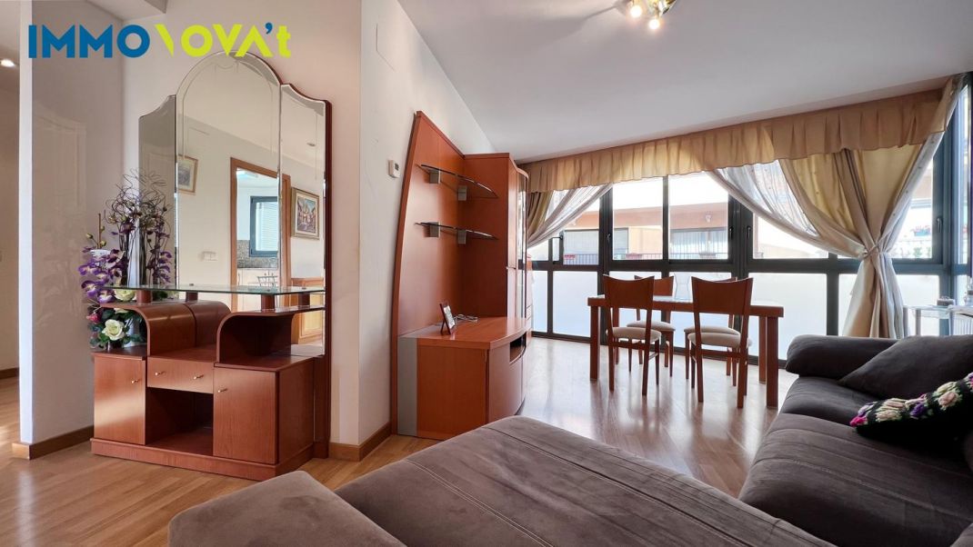 2 bedroom apartment and parking in Taialà