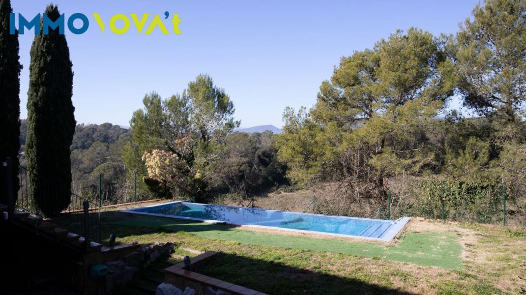 CASA AISLADA CON PISCINA EN EL GOLF