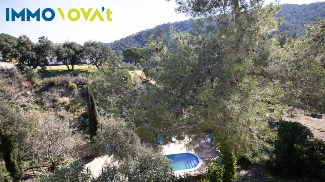 Xalet amb piscina i vistes a St. Feliu de Guíxols
