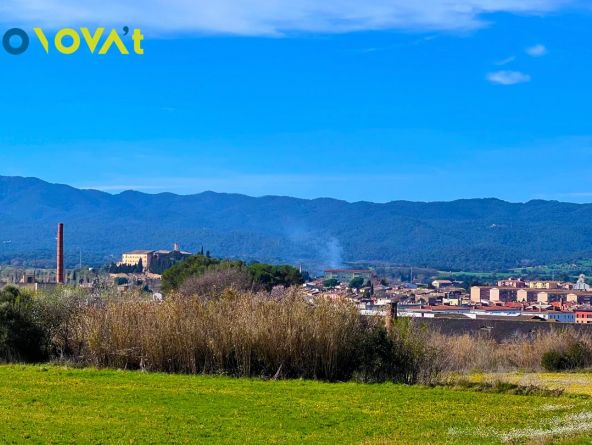 Solar en venda a Forallac