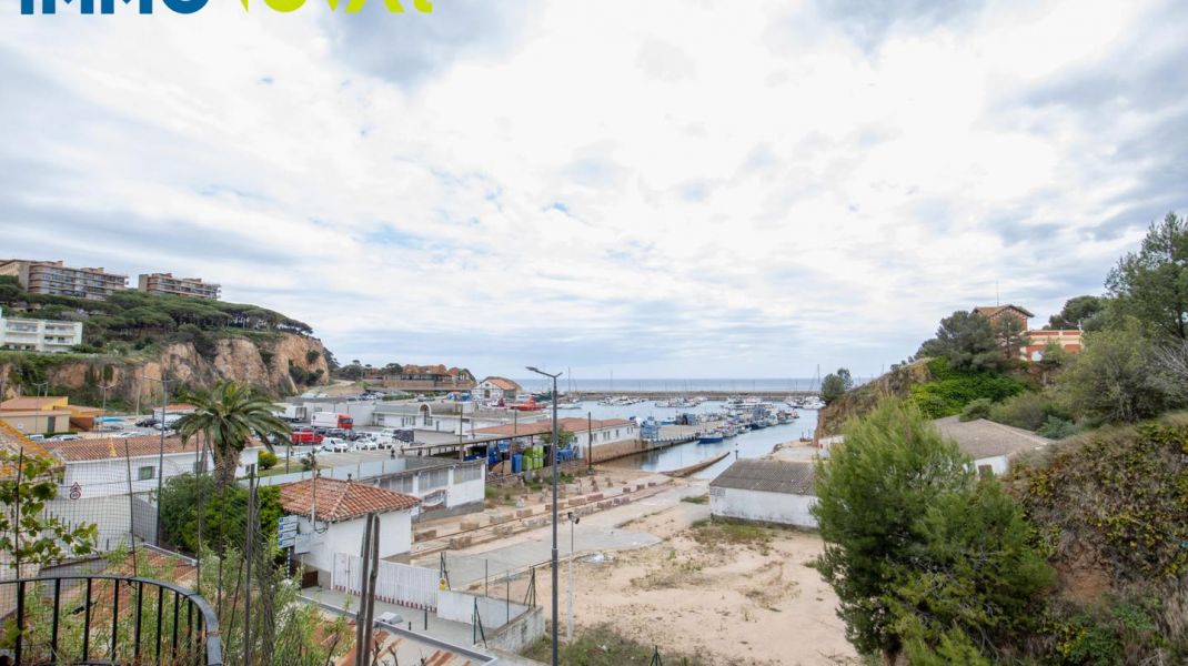 Casa reformada y equipada junto a la playa de Sant Feliu de Guíxols