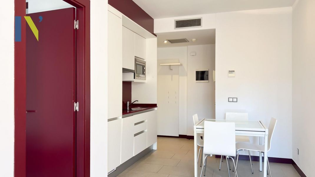 PIS D’1 HABITACIÓ EQUIPAT