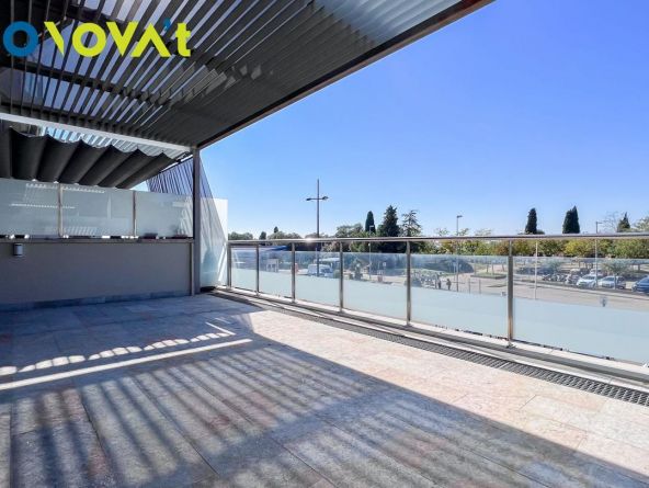 2 BEDROOM APARTMENT AND OFFICE IN MONTJUÏC