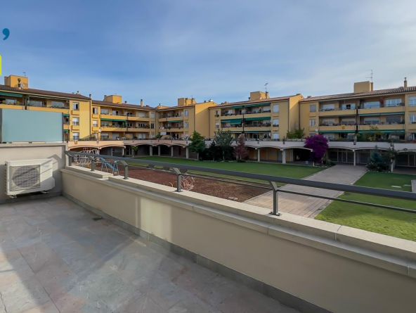 PISO DE UNA HAB. Y GRAN TERRAZA EN MONTJUÏC