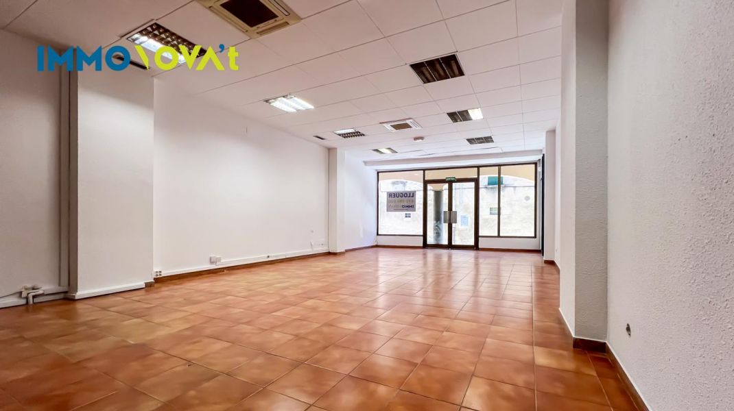 LOCAL CÉNTRICO EQUIPADO