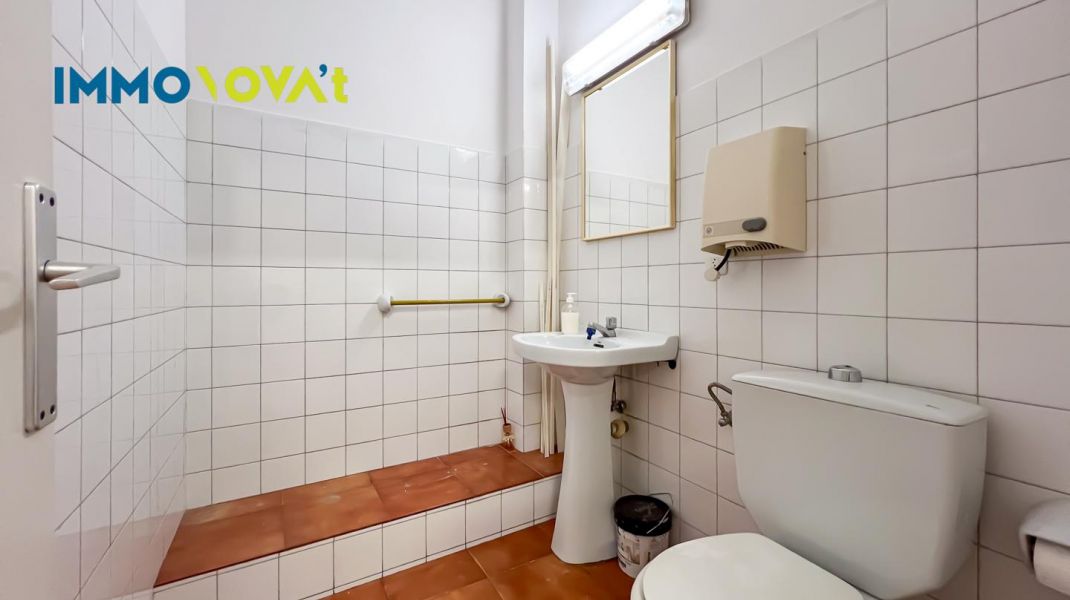 LOCAL CÉNTRICO EQUIPADO