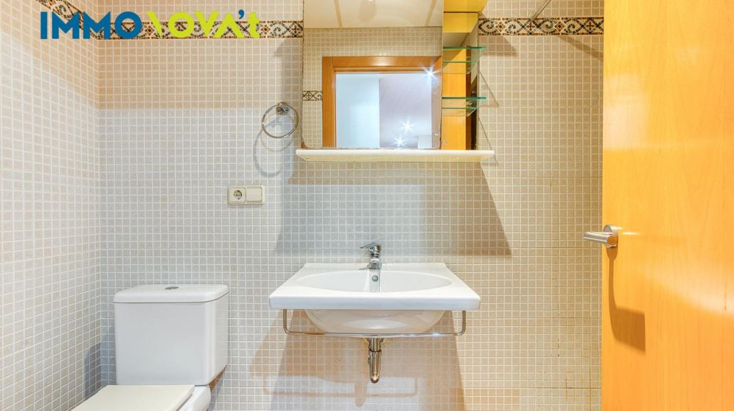 PIS  DE LLOGUER AMB PISCINA COMUNITÀRIA