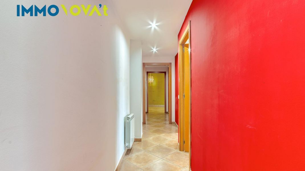 PIS  DE LLOGUER AMB PISCINA COMUNITÀRIA