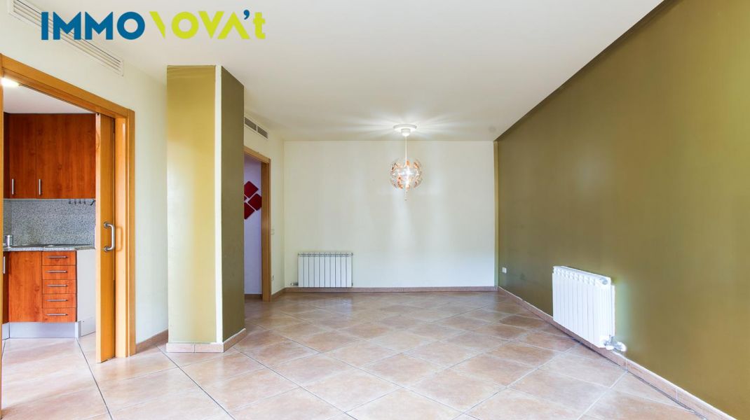 PIS  DE LLOGUER AMB PISCINA COMUNITÀRIA