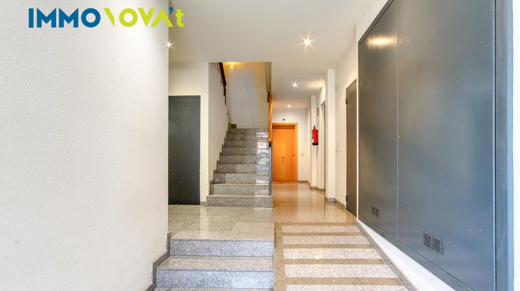 PIS  DE LLOGUER AMB PISCINA COMUNITÀRIA