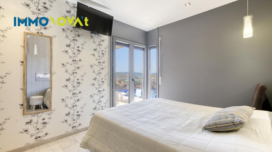 Casa a Bonmatí amb piscina, llum i natura