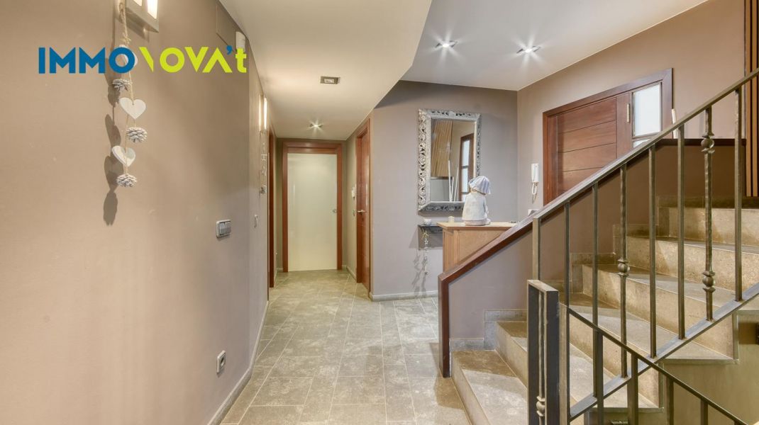 Casa a Bonmatí amb piscina, llum i natura