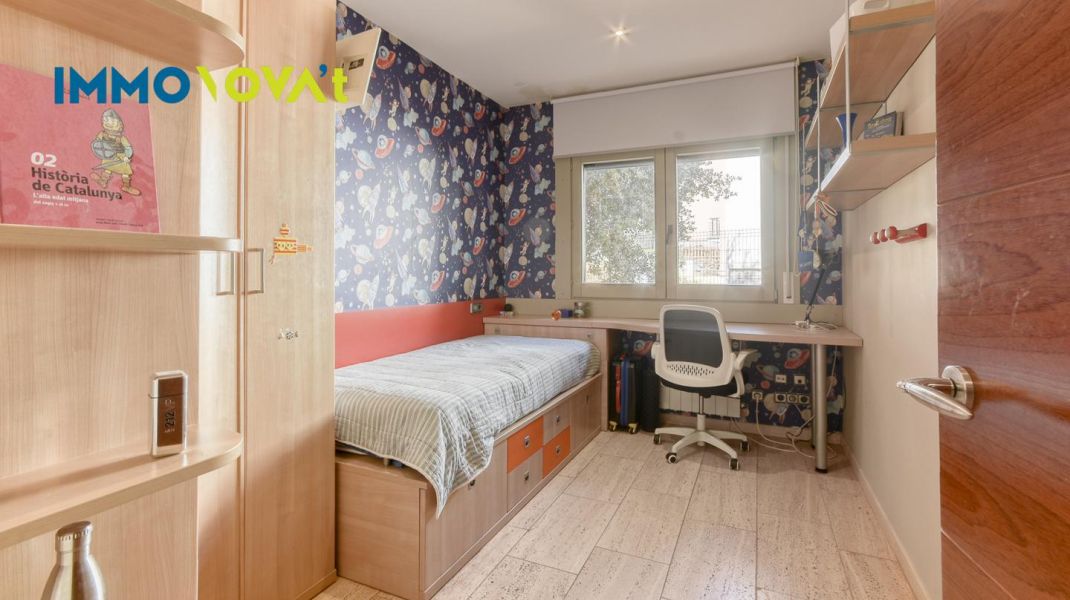 Casa a Bonmatí amb piscina, llum i natura