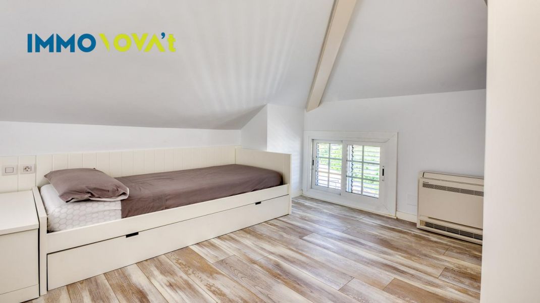 High-end holidays, this is your place.