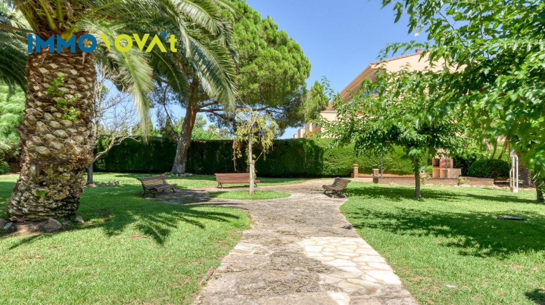 High-end holidays, this is your place.